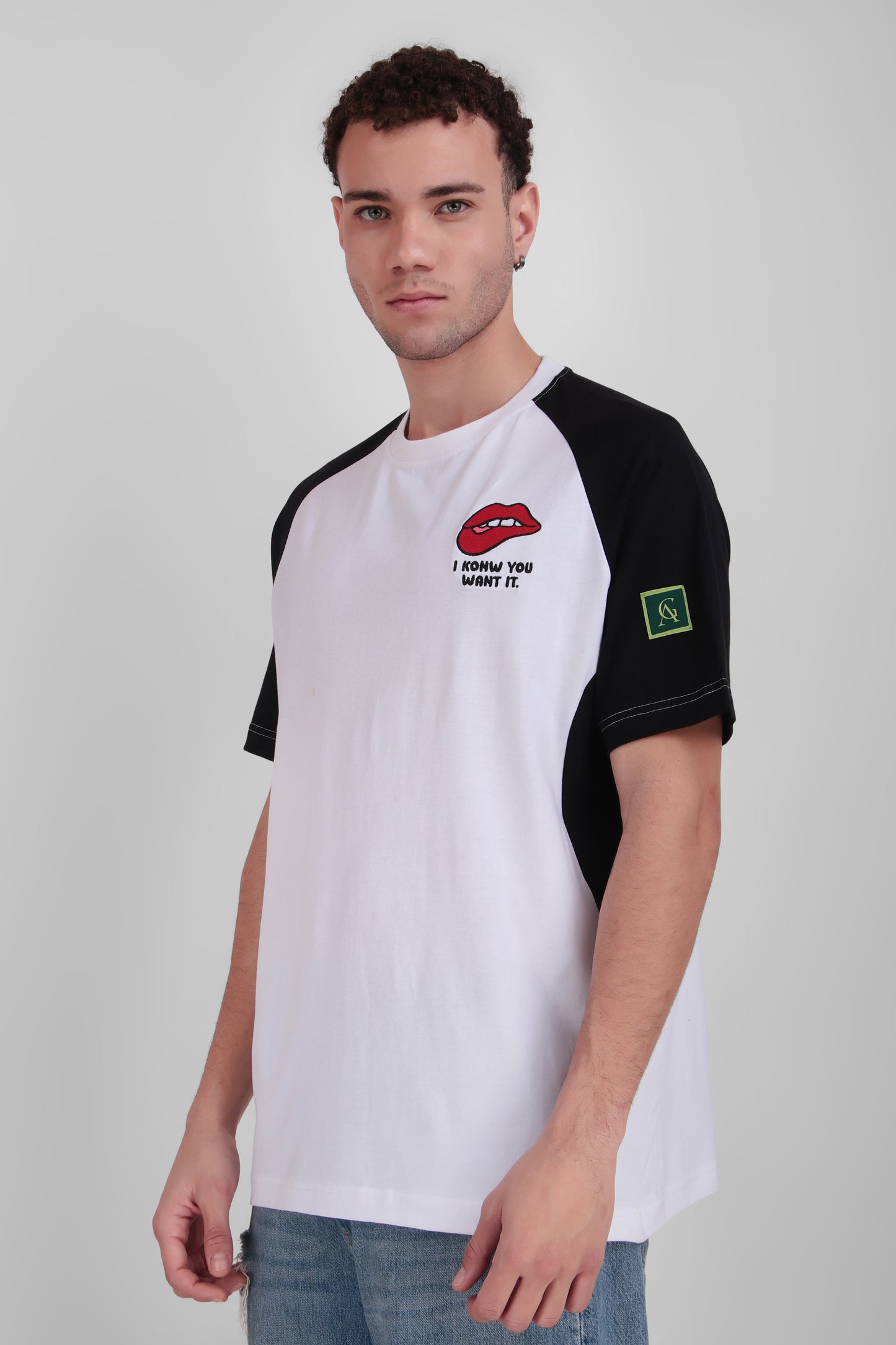 Tease Classic T-shirt (Unisex)